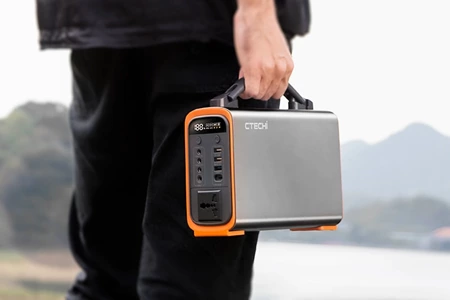 Best Solar Chargers Portable Power Station With Solar Panel - CTECHI